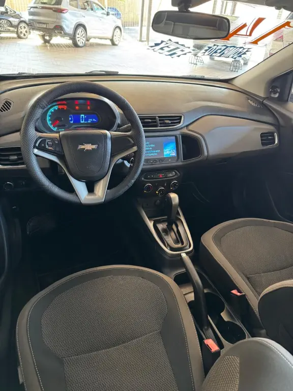 CHEVROLET Prisma - Foto