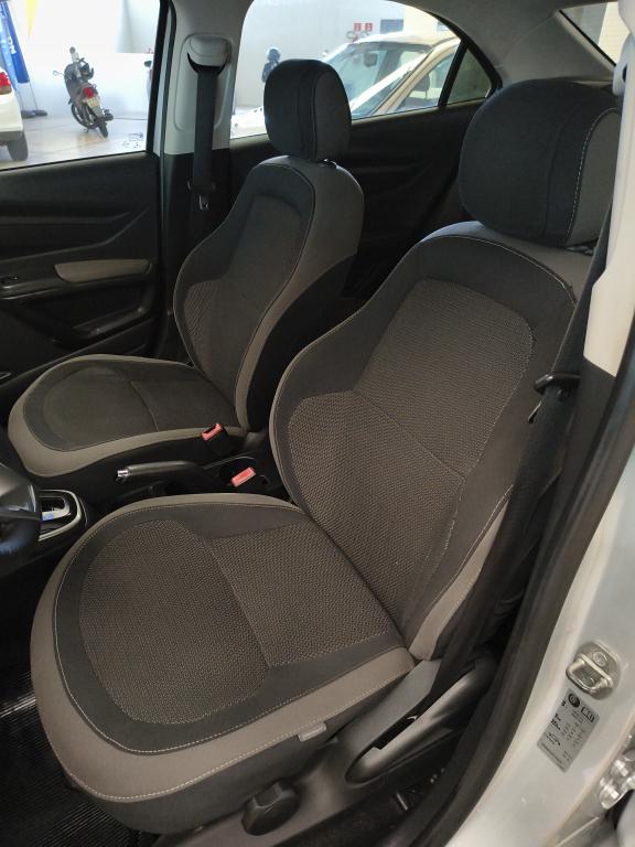 CHEVROLET Prisma - Foto