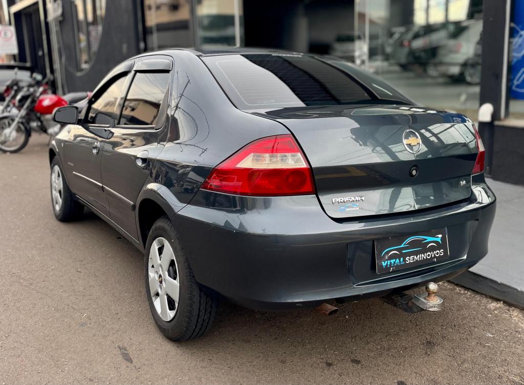 CHEVROLET Prisma - Foto