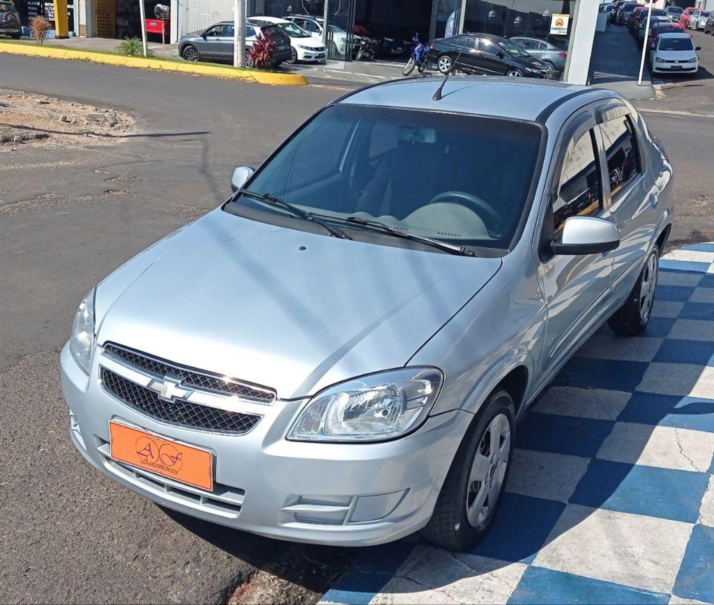 CHEVROLET Prisma - Foto