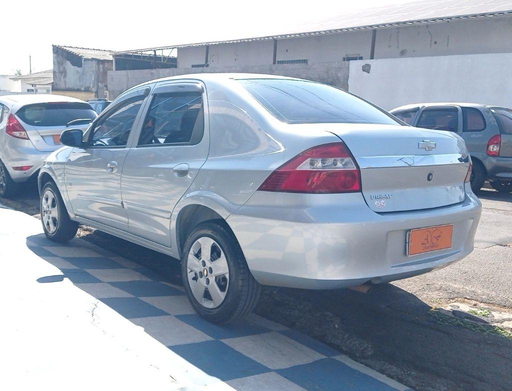 CHEVROLET Prisma - Foto