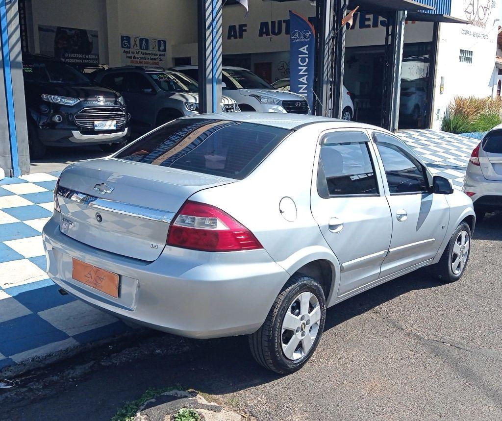 CHEVROLET Prisma - Foto