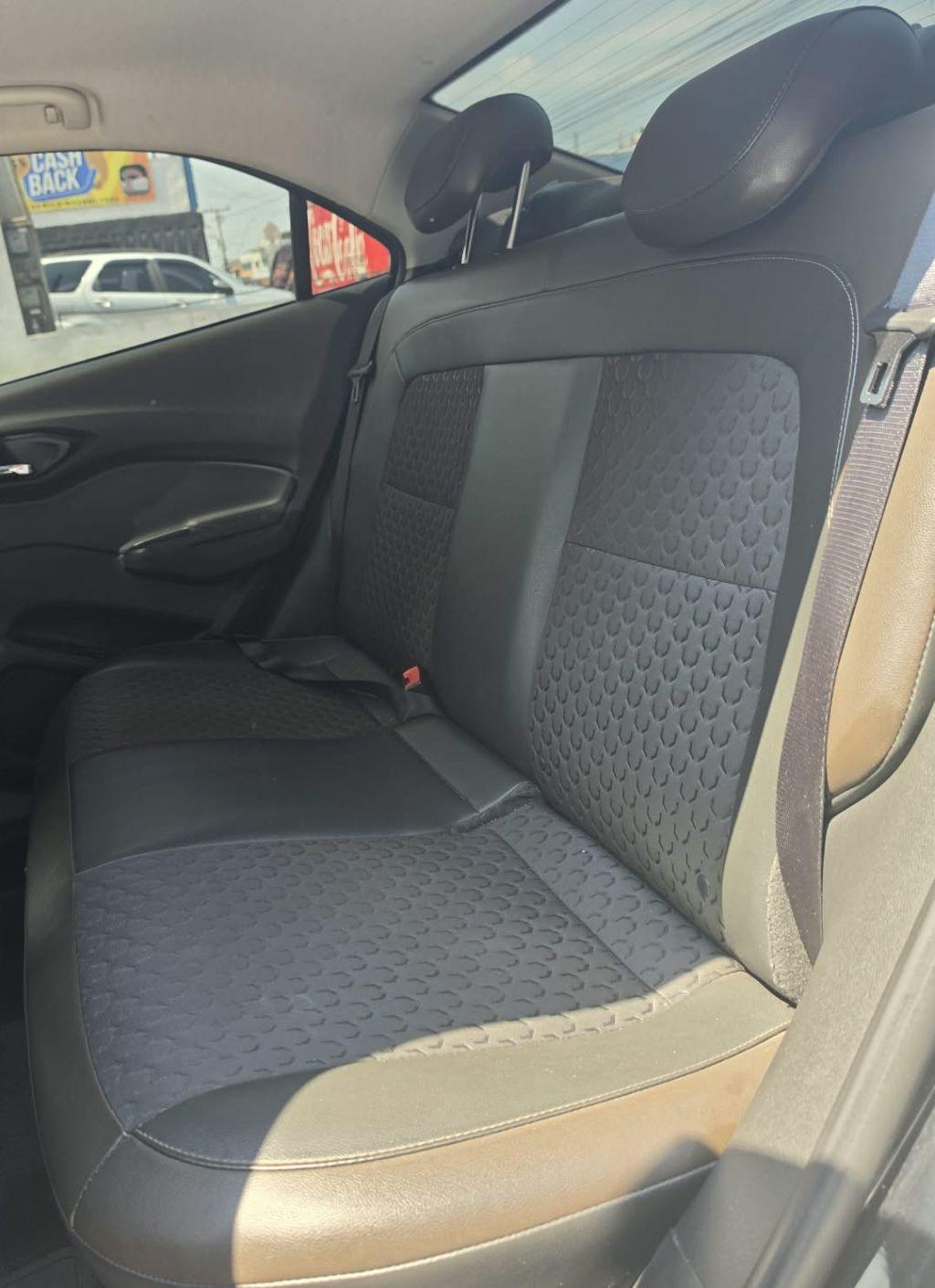 CHEVROLET Prisma - Foto