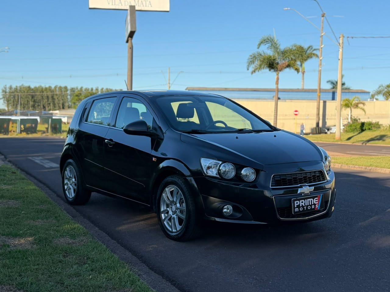 CHEVROLET Sonic Hatch - Foto