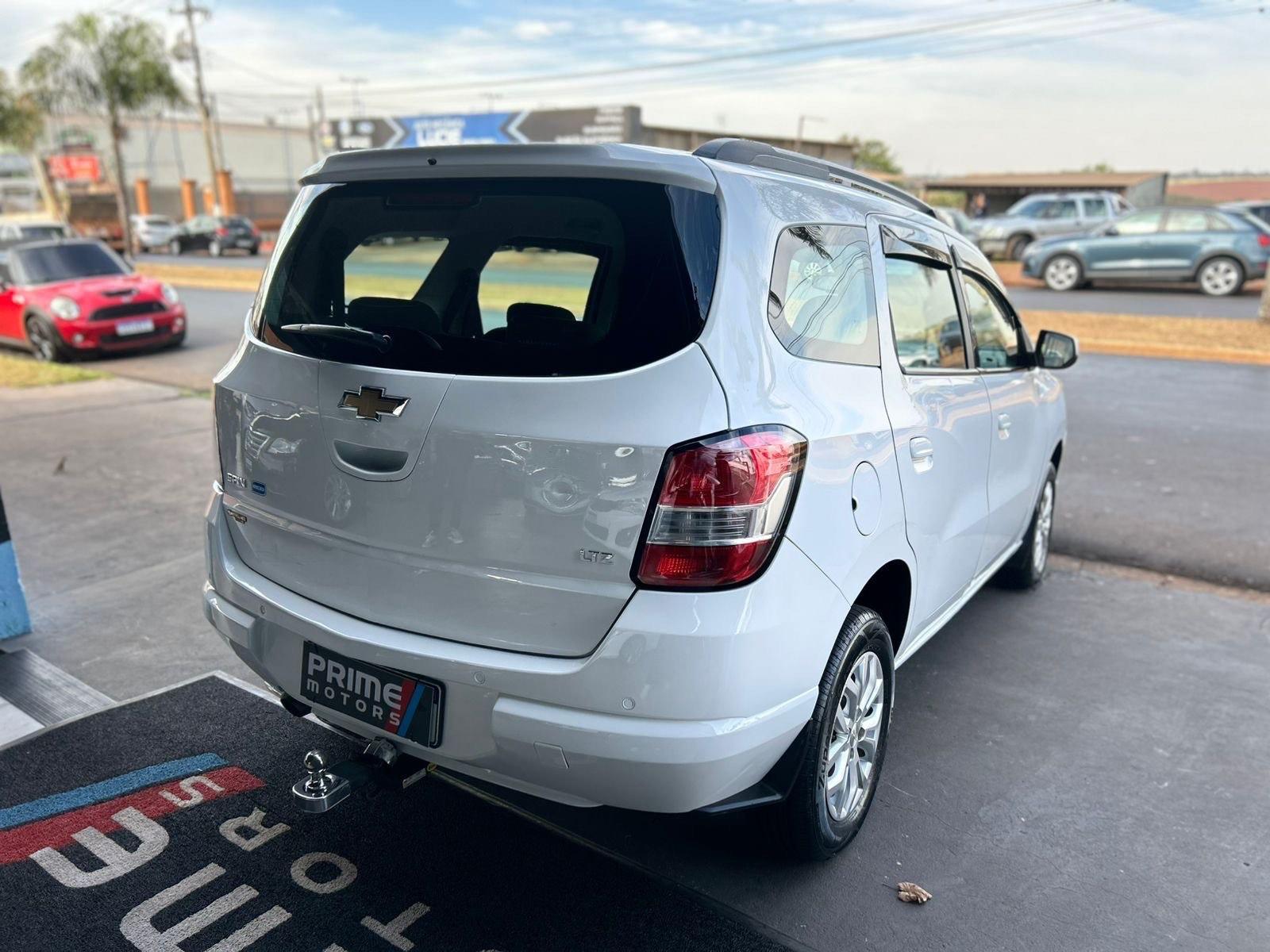 CHEVROLET Spin - Foto