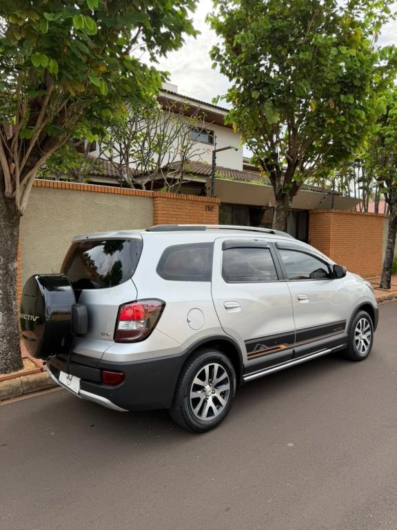 CHEVROLET Spin - Foto