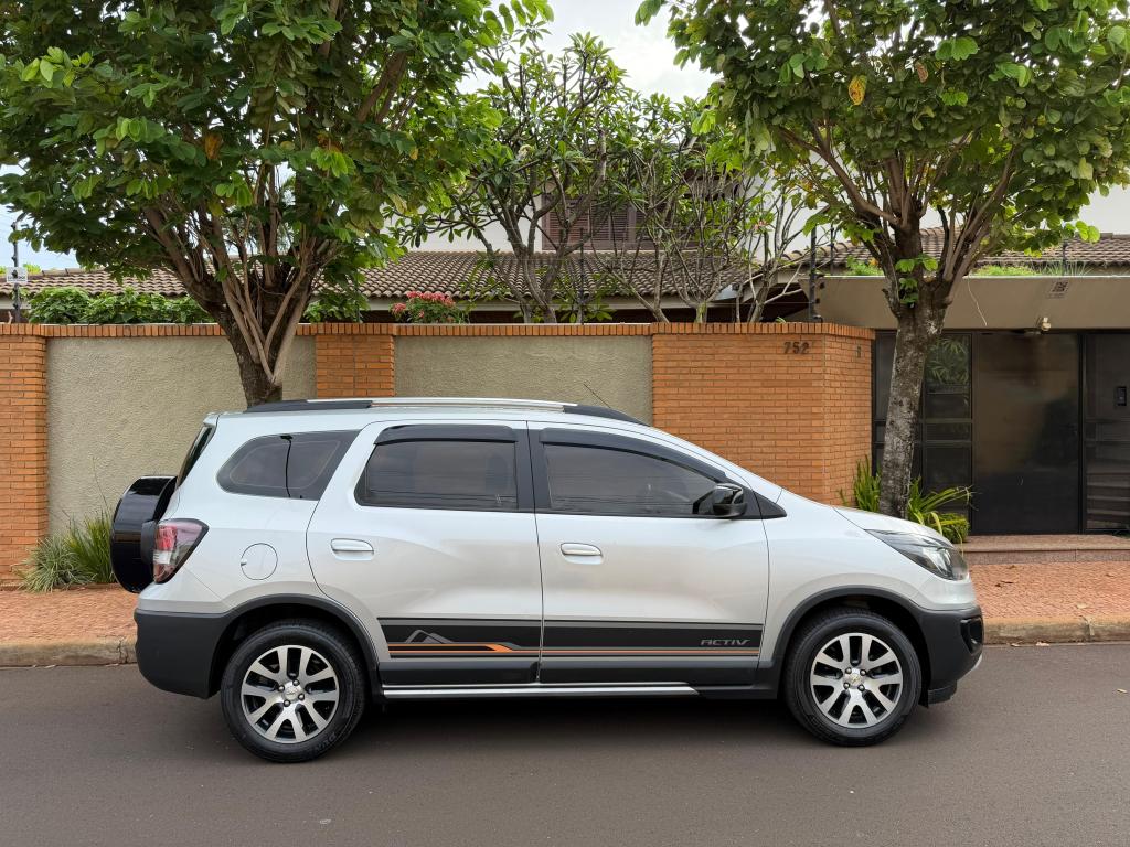 CHEVROLET Spin - Foto