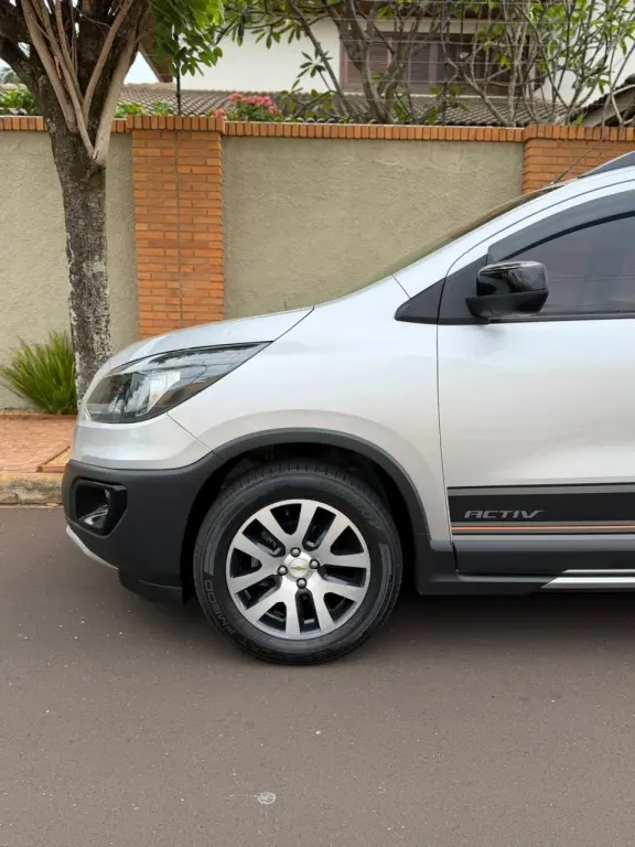 CHEVROLET Spin - Foto