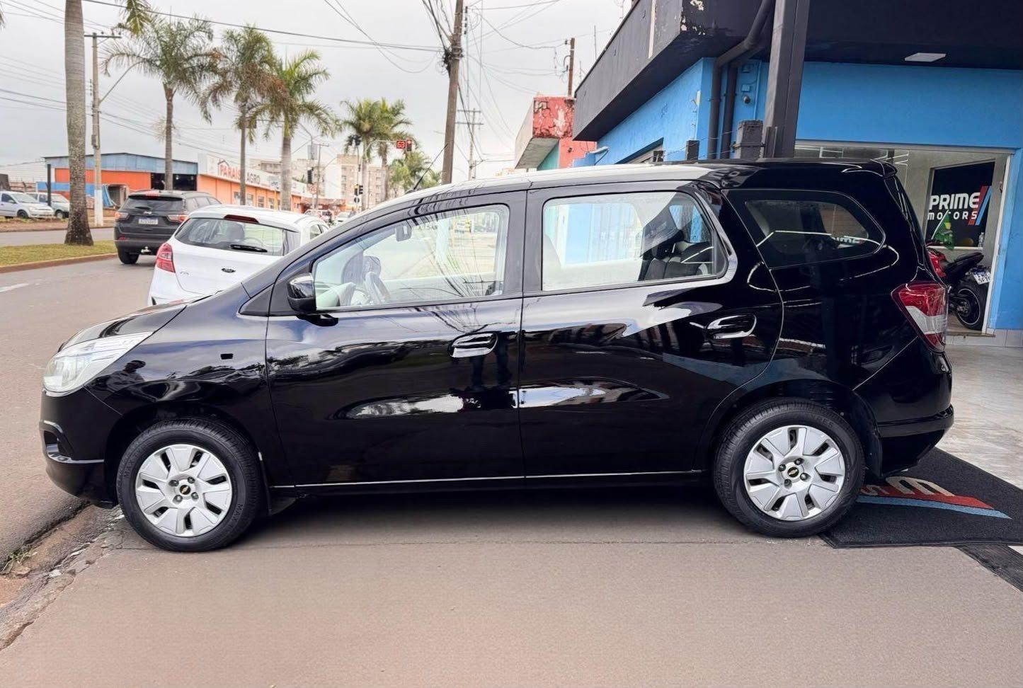 CHEVROLET Spin