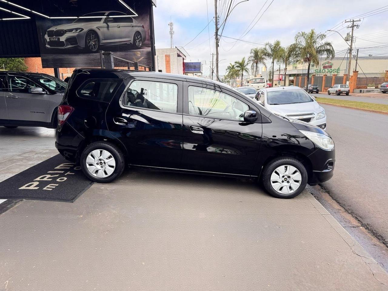 CHEVROLET Spin - Foto