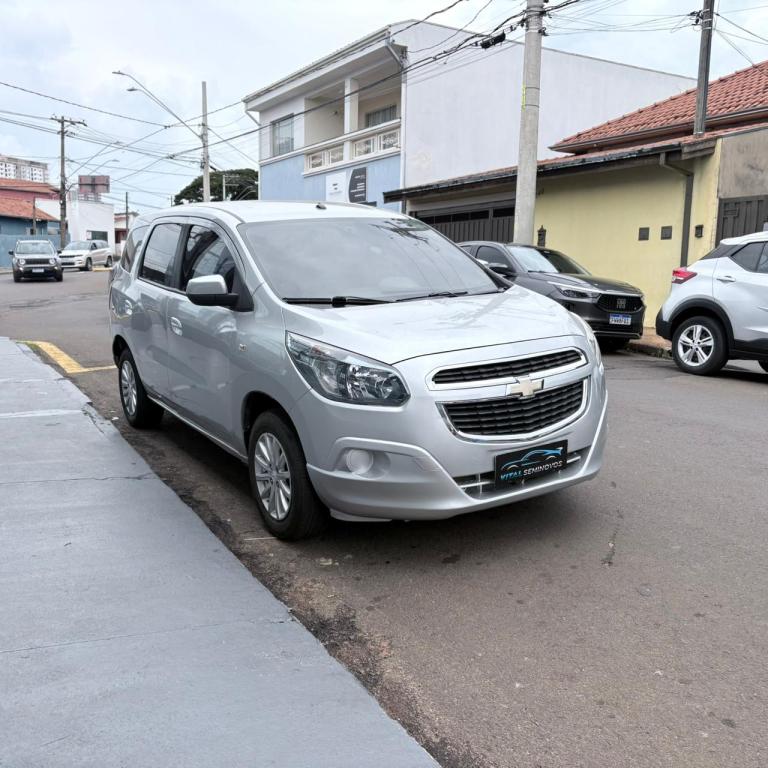 CHEVROLET Spin - Foto