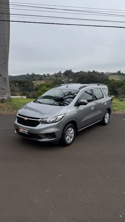 CHEVROLET Spin