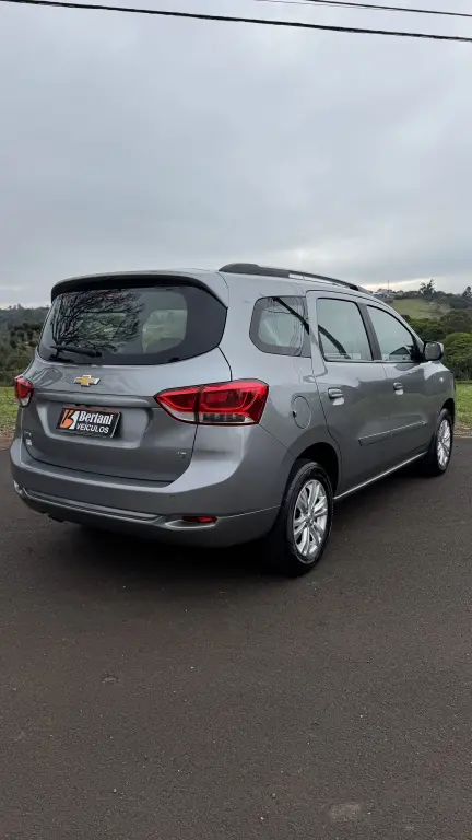 CHEVROLET Spin - Foto
