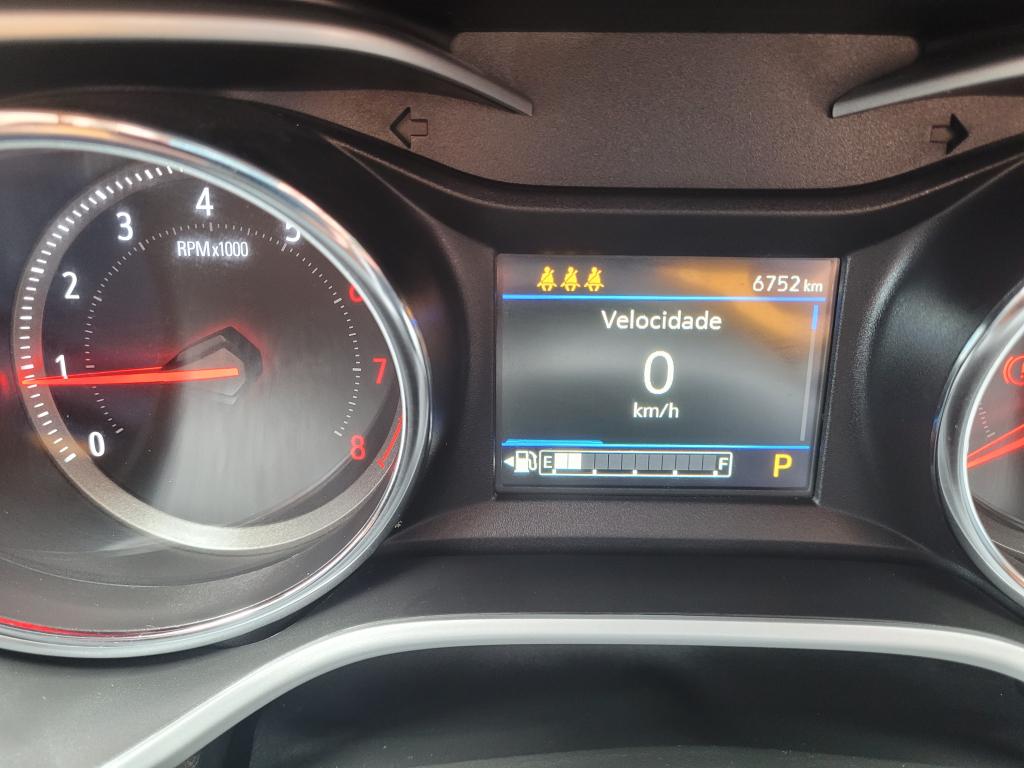 CHEVROLET Tracker - Foto