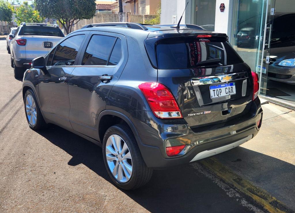 CHEVROLET Tracker - Foto