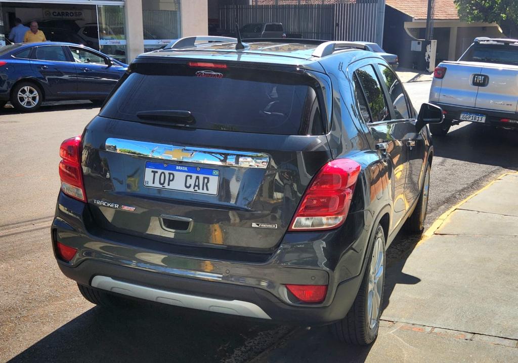 CHEVROLET Tracker - Foto