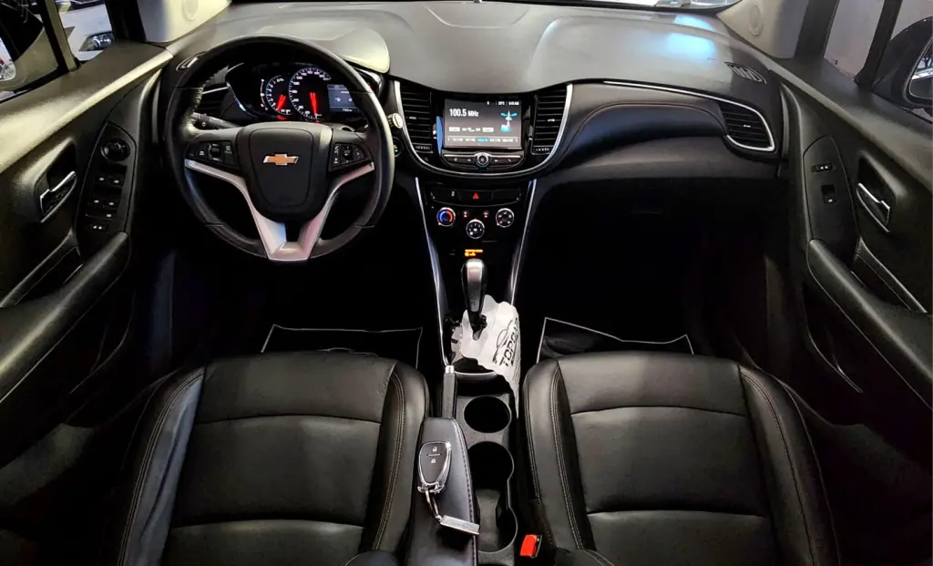 CHEVROLET Tracker - Foto