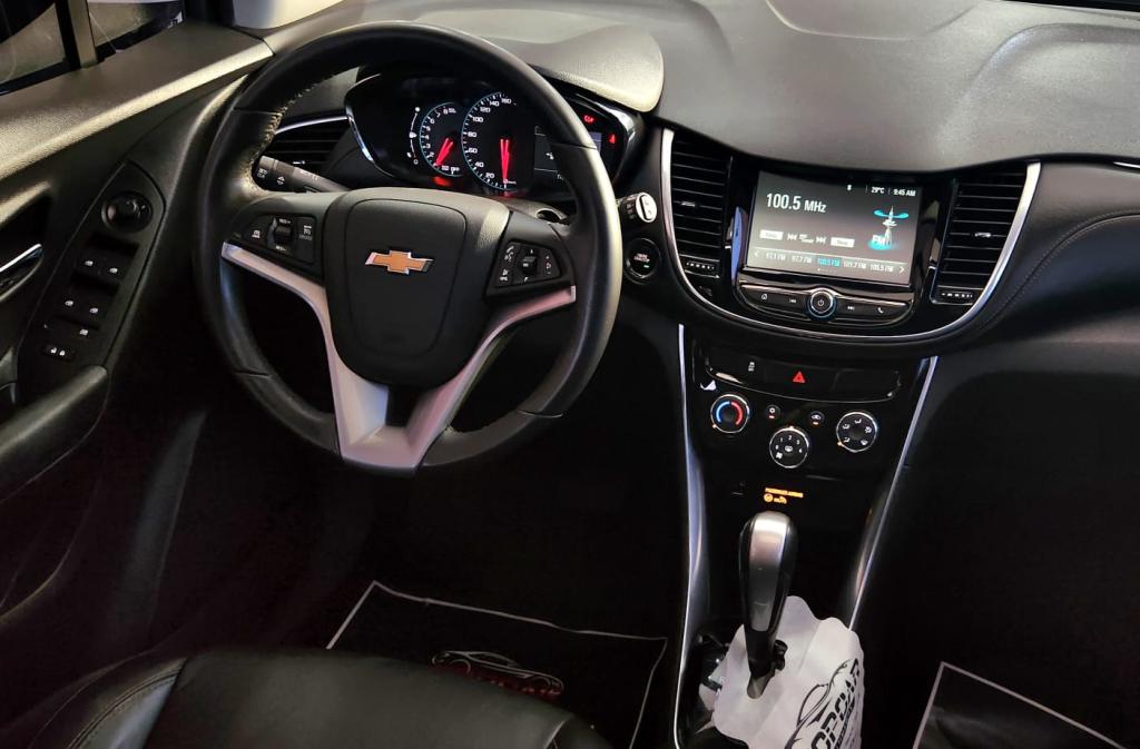 CHEVROLET Tracker - Foto