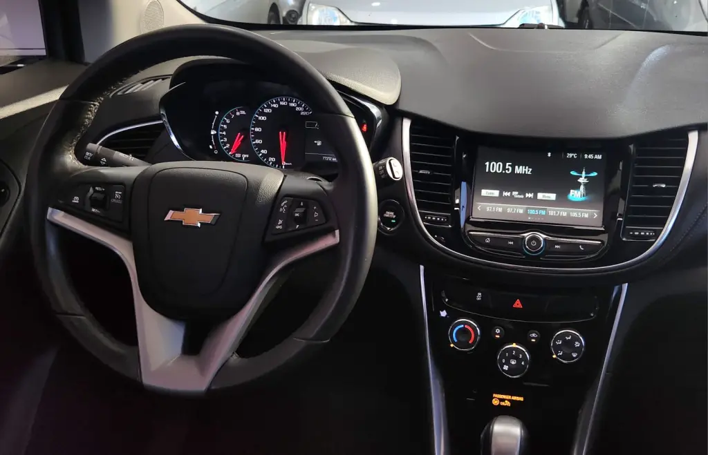 CHEVROLET Tracker - Foto