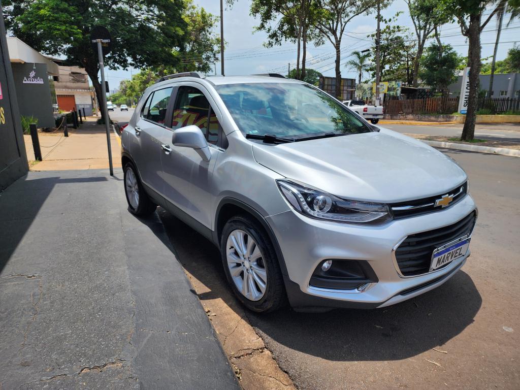 CHEVROLET Tracker - Foto