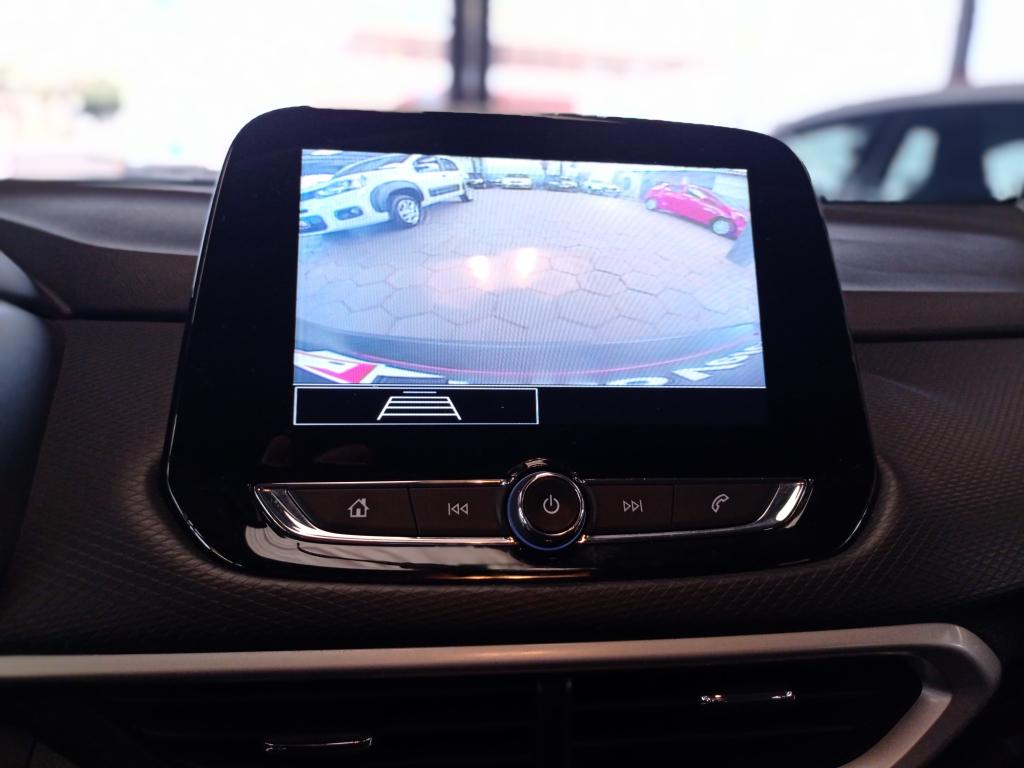 CHEVROLET Tracker - Foto