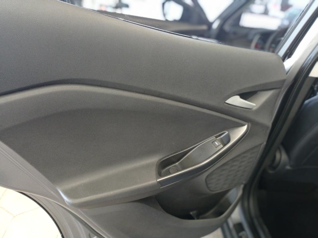 CHEVROLET Tracker - Foto