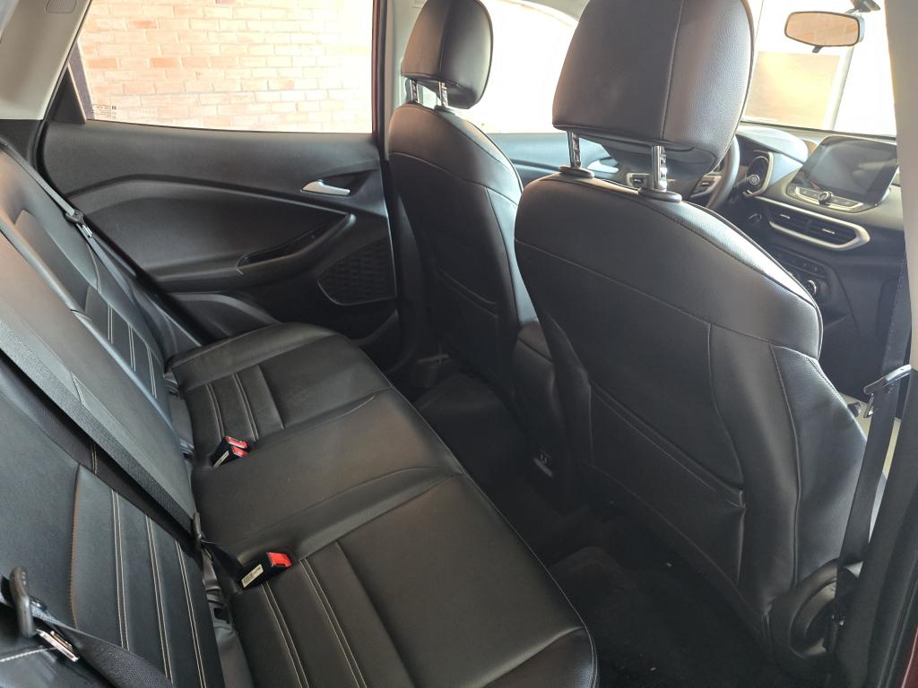 CHEVROLET Tracker - Foto