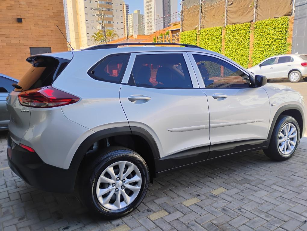 CHEVROLET Tracker - Foto