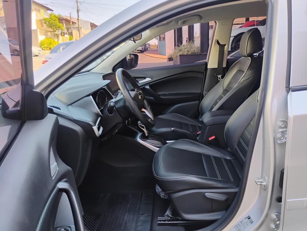 CHEVROLET Tracker - Foto