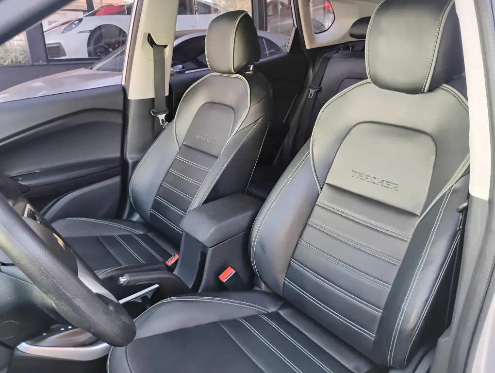 CHEVROLET Tracker - Foto