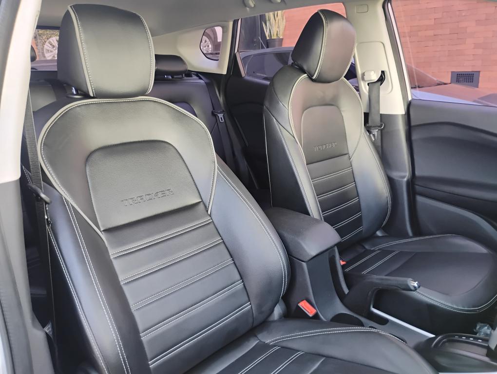 CHEVROLET Tracker - Foto