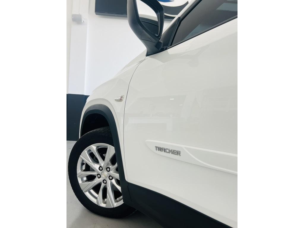 CHEVROLET Tracker - Foto