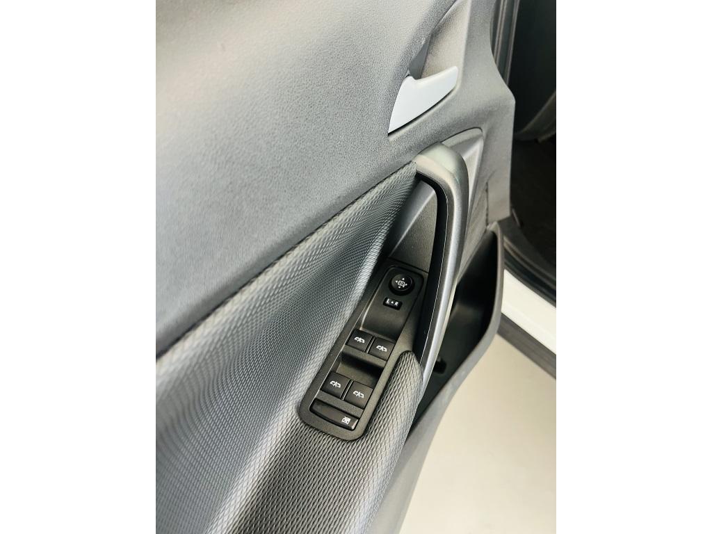 CHEVROLET Tracker - Foto