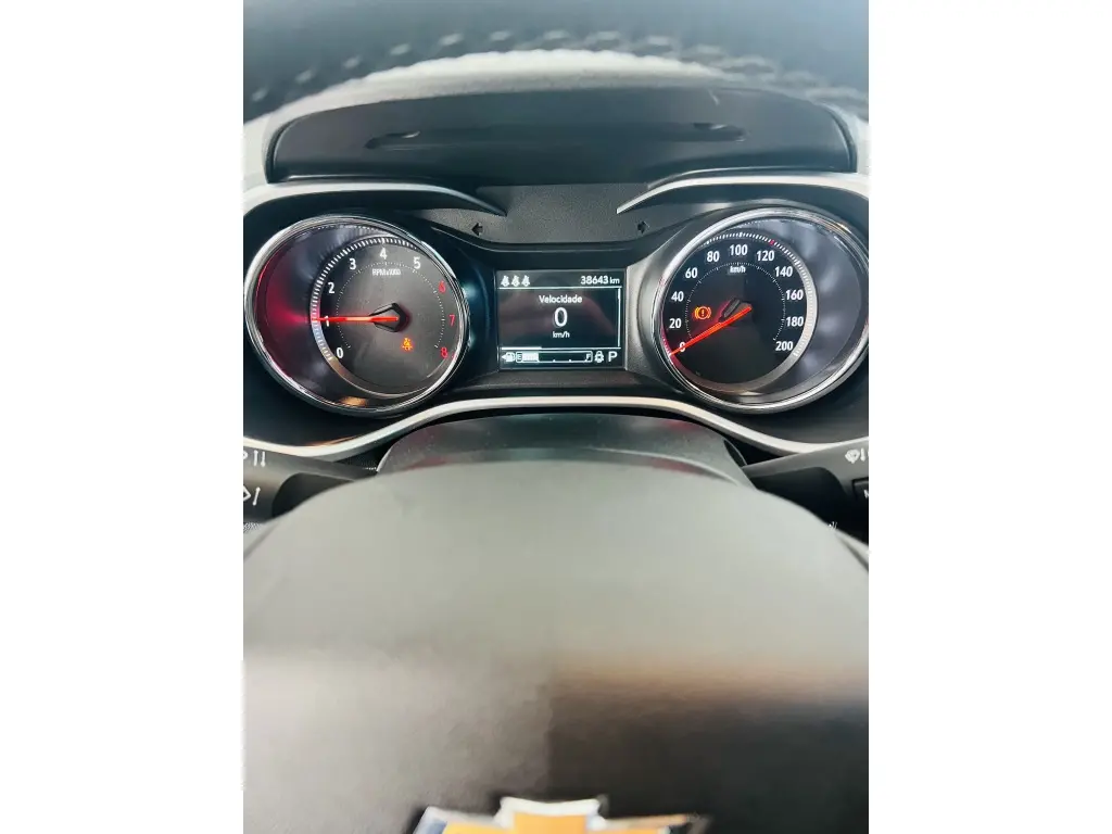 CHEVROLET Tracker - Foto