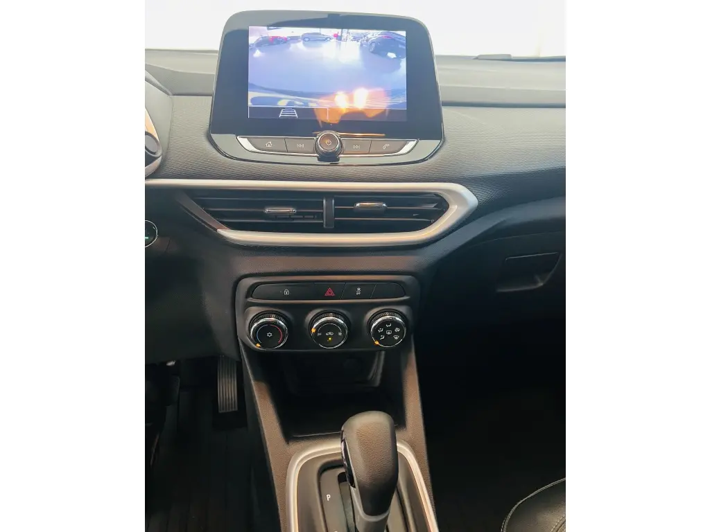 CHEVROLET Tracker - Foto