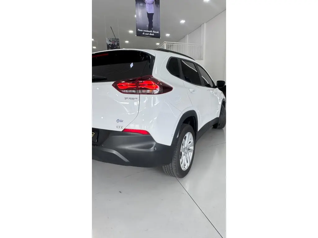 CHEVROLET Tracker - Foto