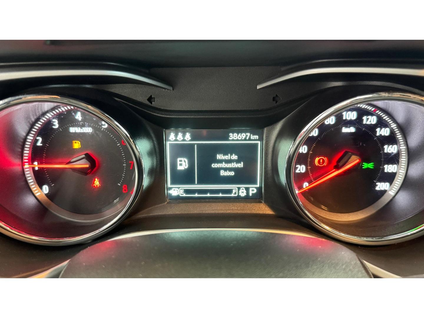 CHEVROLET Tracker - Foto