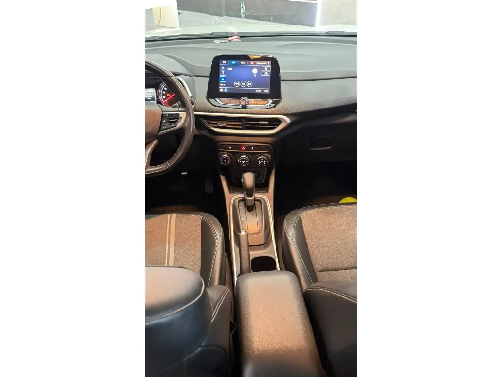 CHEVROLET Tracker - Foto