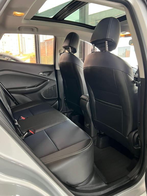 CHEVROLET Tracker - Foto