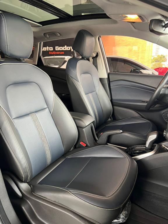 CHEVROLET Tracker - Foto