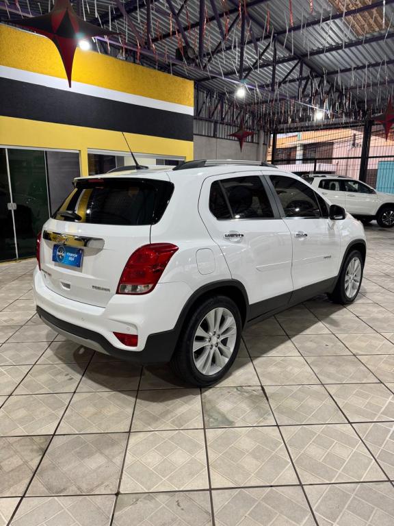 CHEVROLET Tracker - Foto