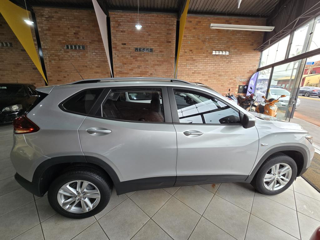 CHEVROLET Tracker - Foto