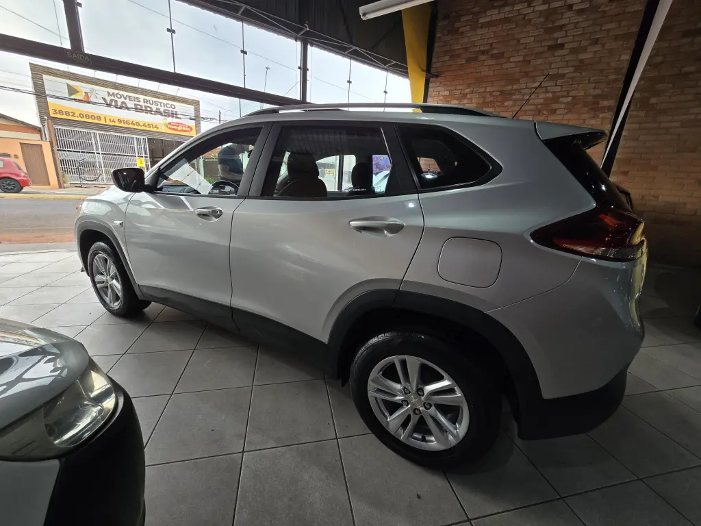 CHEVROLET Tracker - Foto