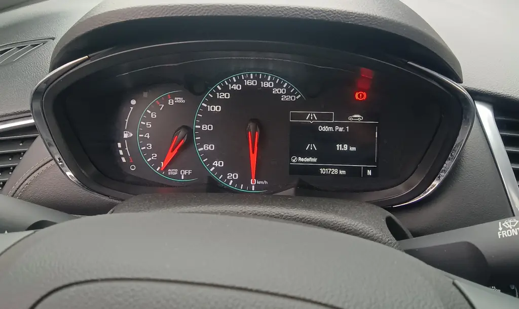 CHEVROLET Tracker - Foto