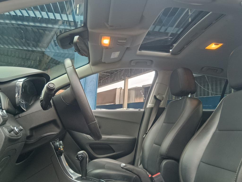 CHEVROLET Tracker - Foto