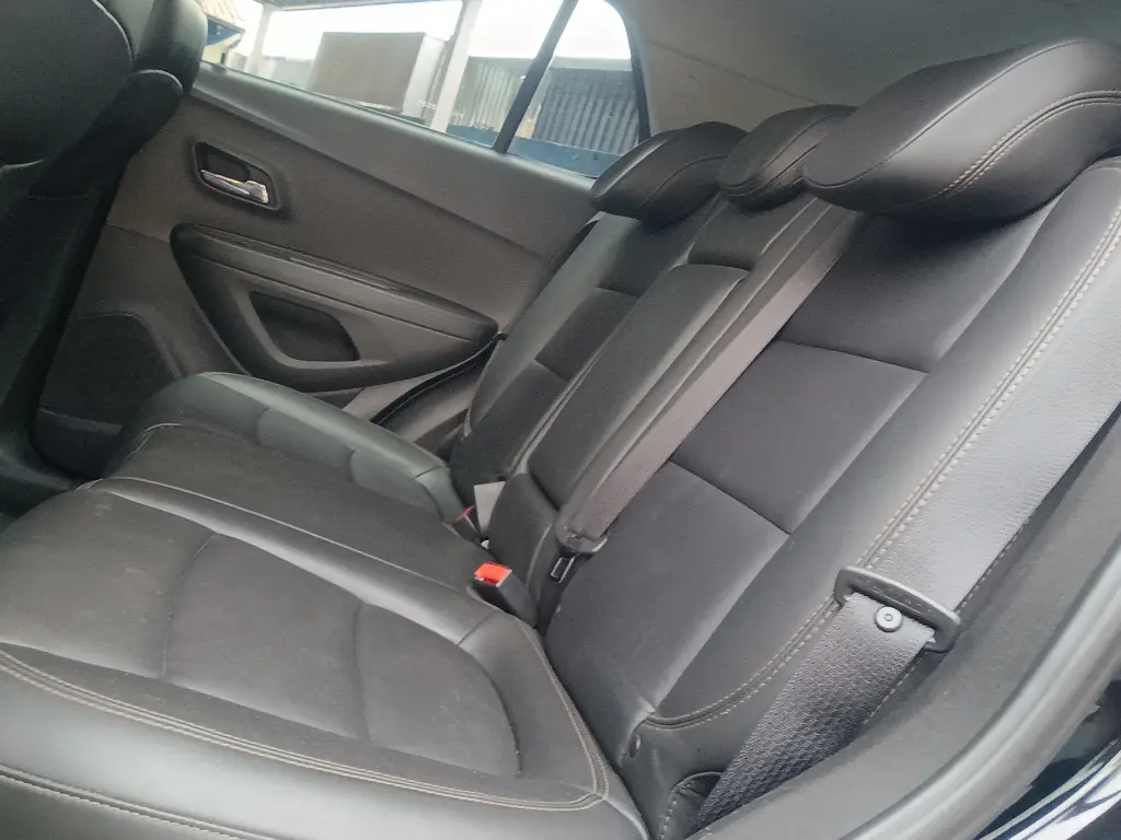 CHEVROLET Tracker - Foto