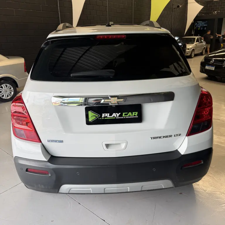 CHEVROLET Tracker - Foto