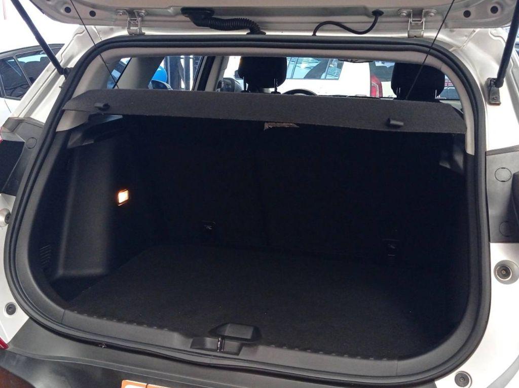 CHEVROLET Tracker - Foto