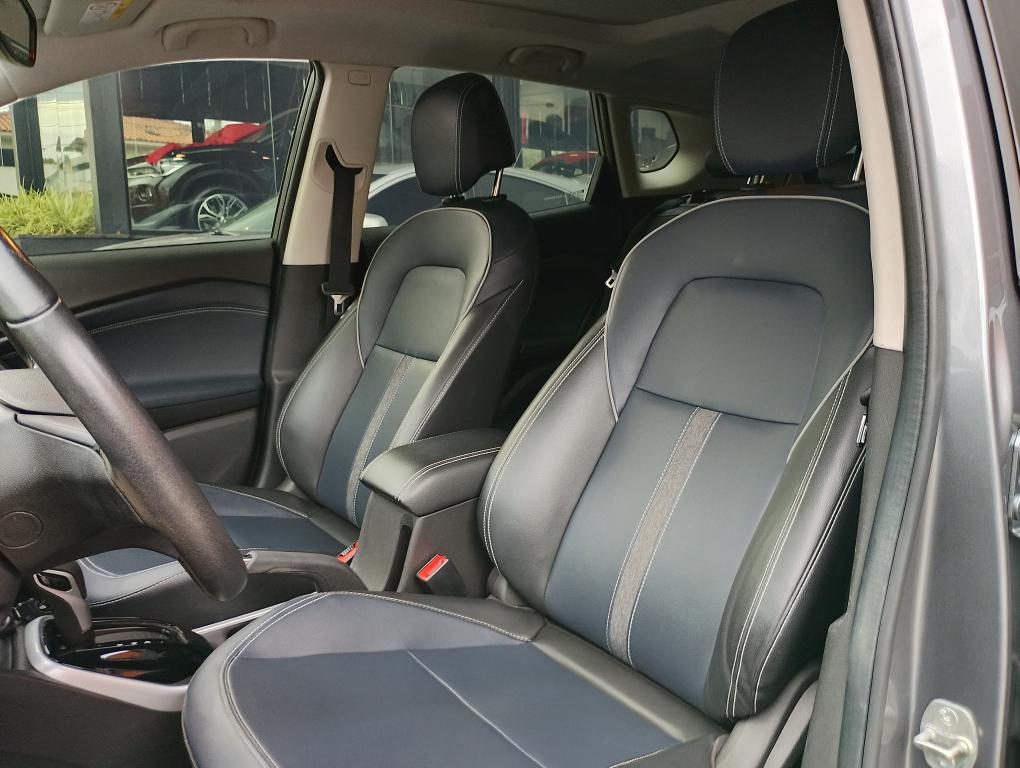 CHEVROLET Tracker - Foto