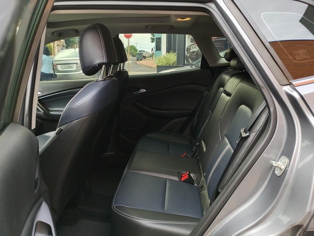 CHEVROLET Tracker - Foto